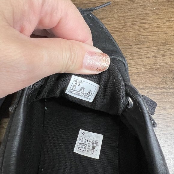 Vans Old Skool Triple Black Low Top Lace Up Shoes Size 4.5 - Picture 6 of 6